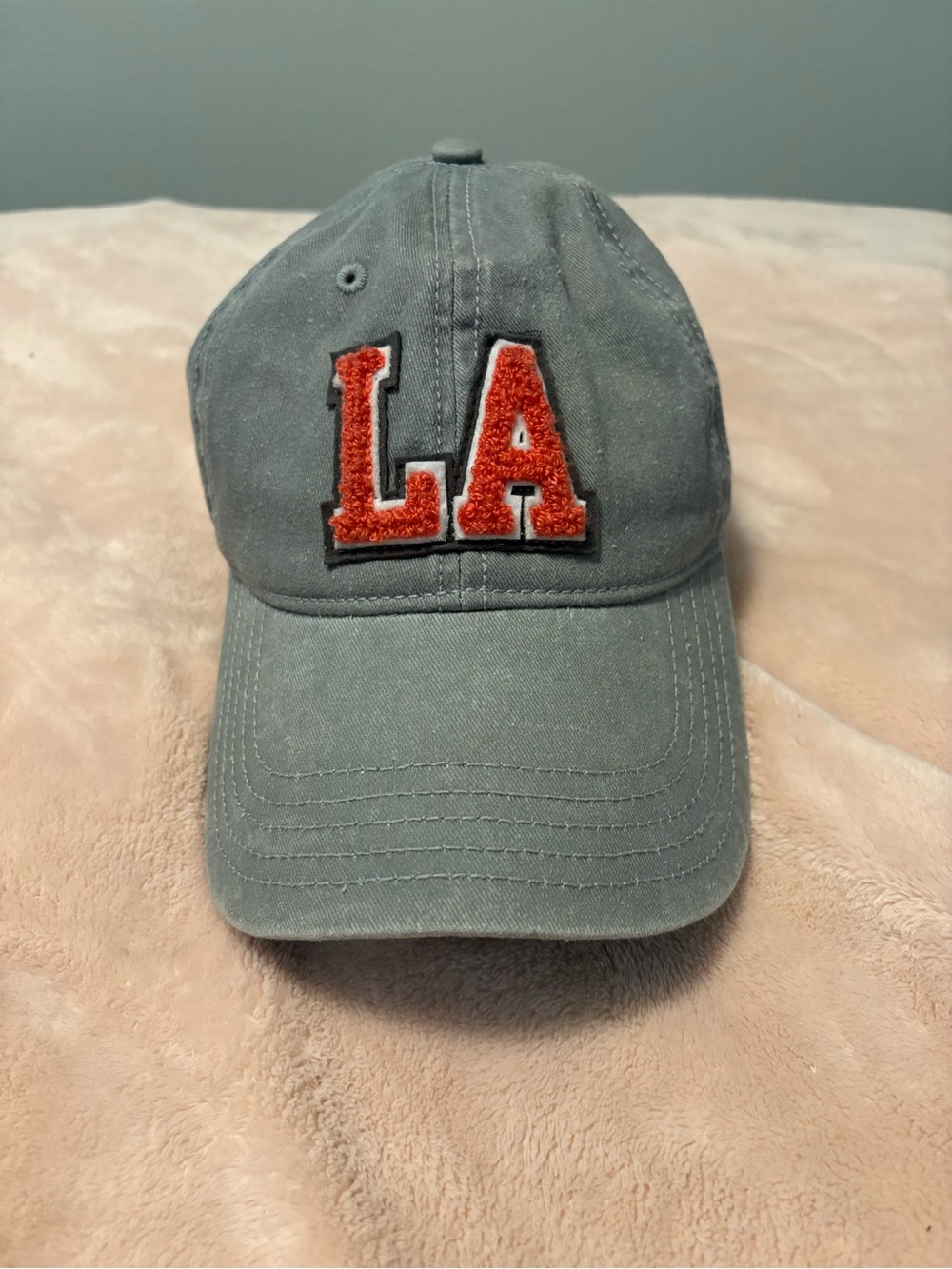 Kids Gray Baseball Cap with Red 'LA' Patch - Unbranded